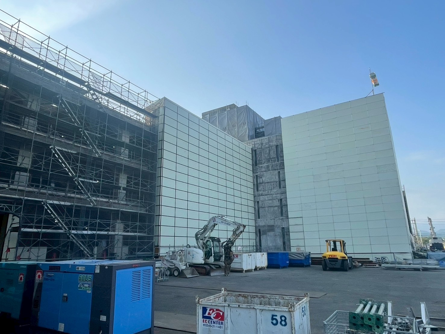 解体工事現場